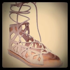 Tan flip flop sandals